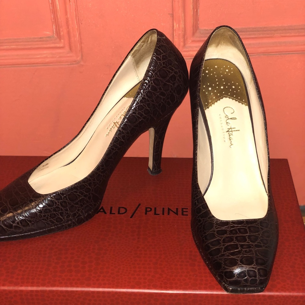 Cole Haan Brown Heels